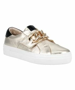 Fugitive MUCIA OR BEIGE